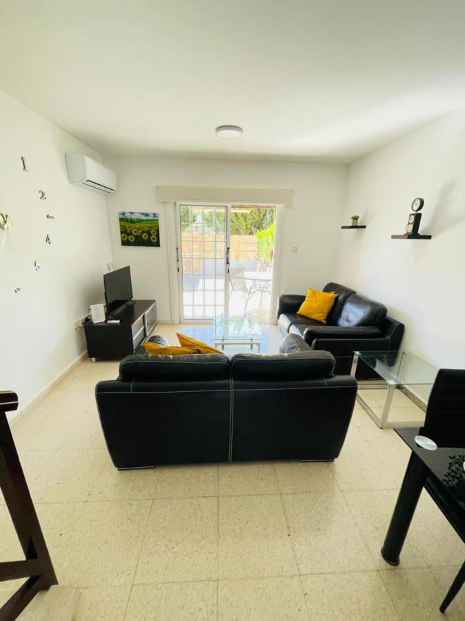 פרבוליה Mersey Faros Complex מראה חיצוני תמונה
