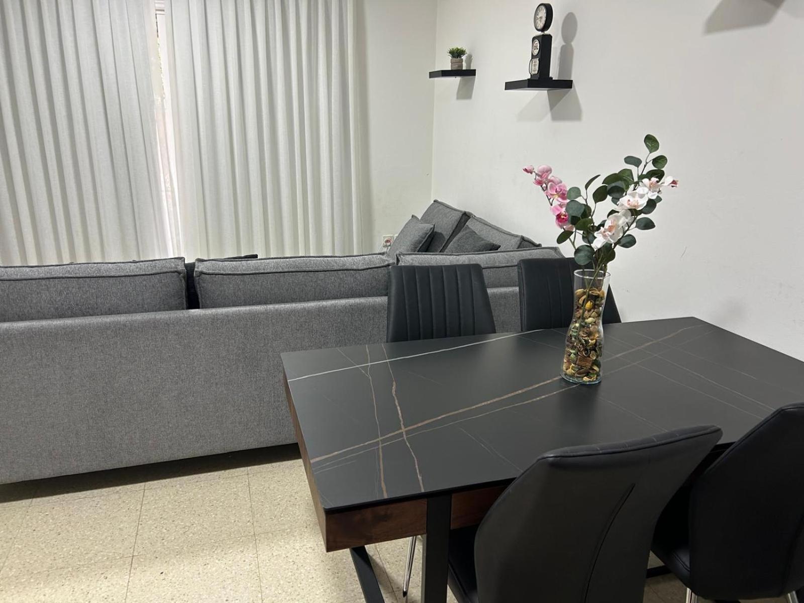 פרבוליה Mersey Faros Complex מראה חיצוני תמונה